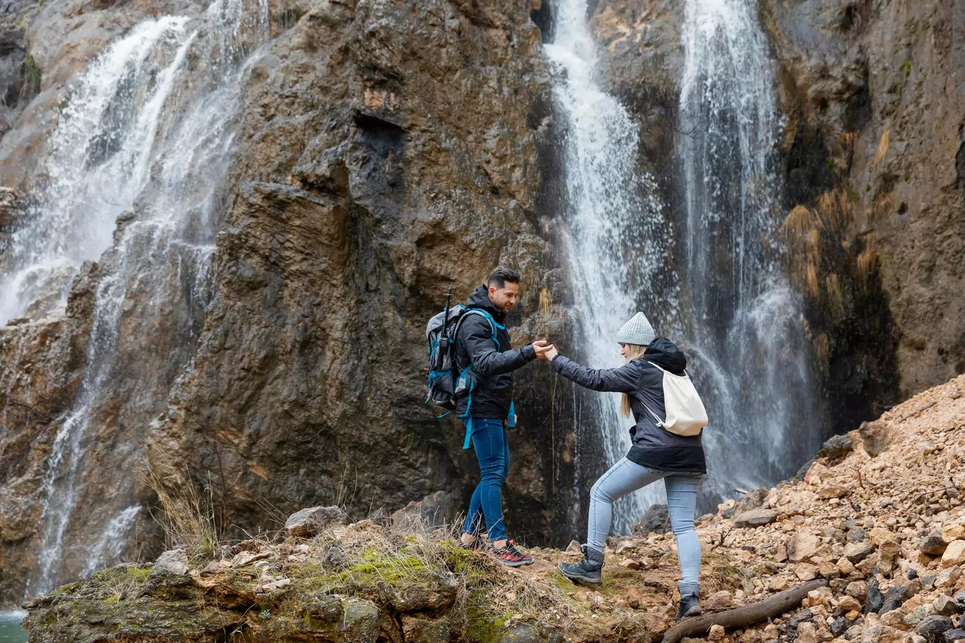 Best Time to Visit Hogenakkal Falls